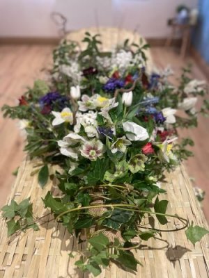 circle_funerals_flowers.jpg